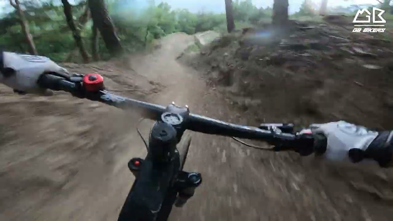 1ª bajada DH CARRUSCAS Bike Park Gavín con la XCO