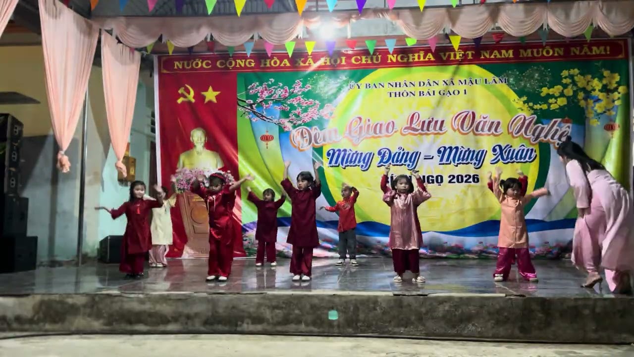 Nhảy sôi động chào xuân 2026 - cây văn nghệ nhí Bái Gạo 1