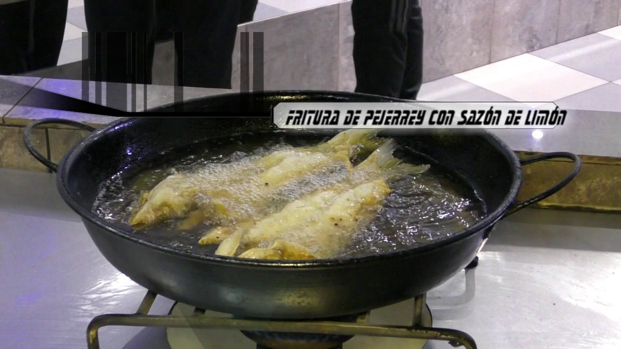 FRITURA DE PEJERREY CON SAZON DE LIMON