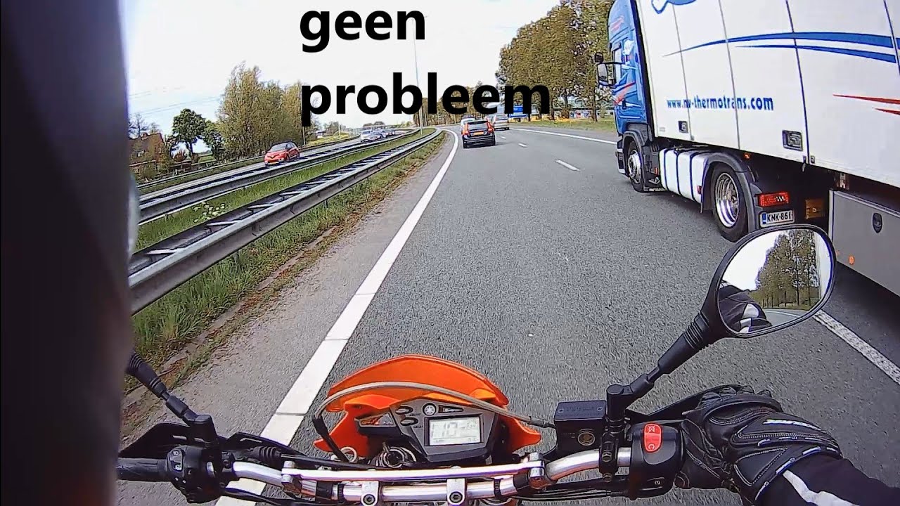 Hoe rijdt een dikke 1 cilinder 660 cc motor yamaha xt660x  op de snelweg goed is makkelijk te doen