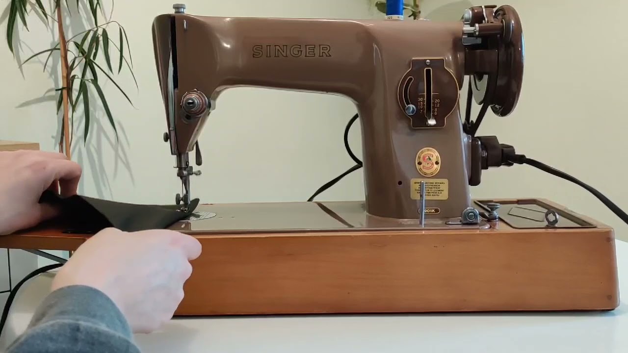 Singer 201K Electric Straight Stitch Sewing Machine EP682903 - eBay Sale