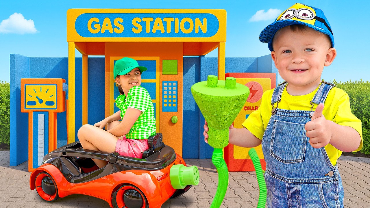 Adam und Mama spielen Tankstelle 🚗⛽