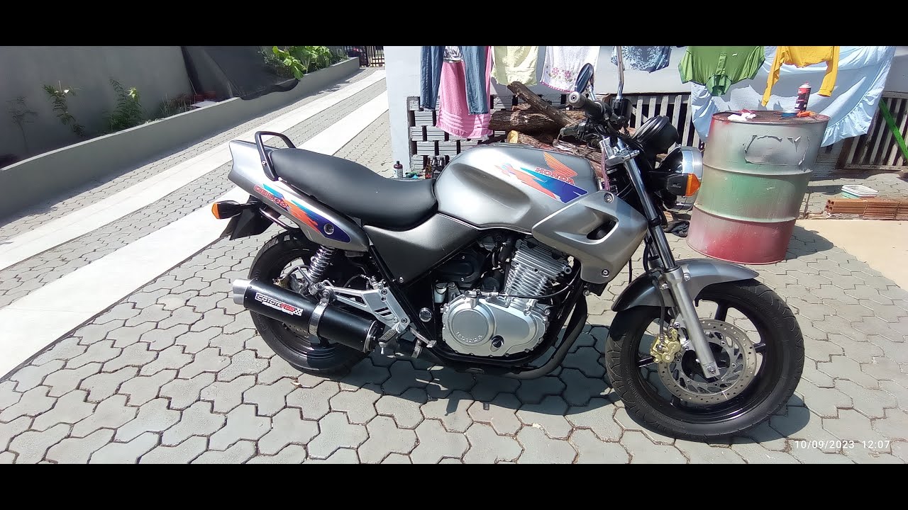 MINHA VIGÉSIMA NONA MOTO NA VIDA CB 500 1998