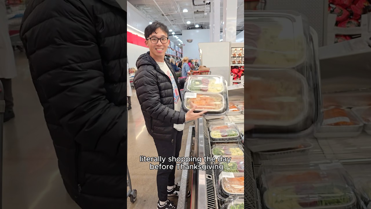 Getting the $36 Costco Thanksgiving dinner kit 🍗 #food #thanksgiving #dinner #foodie #shopping