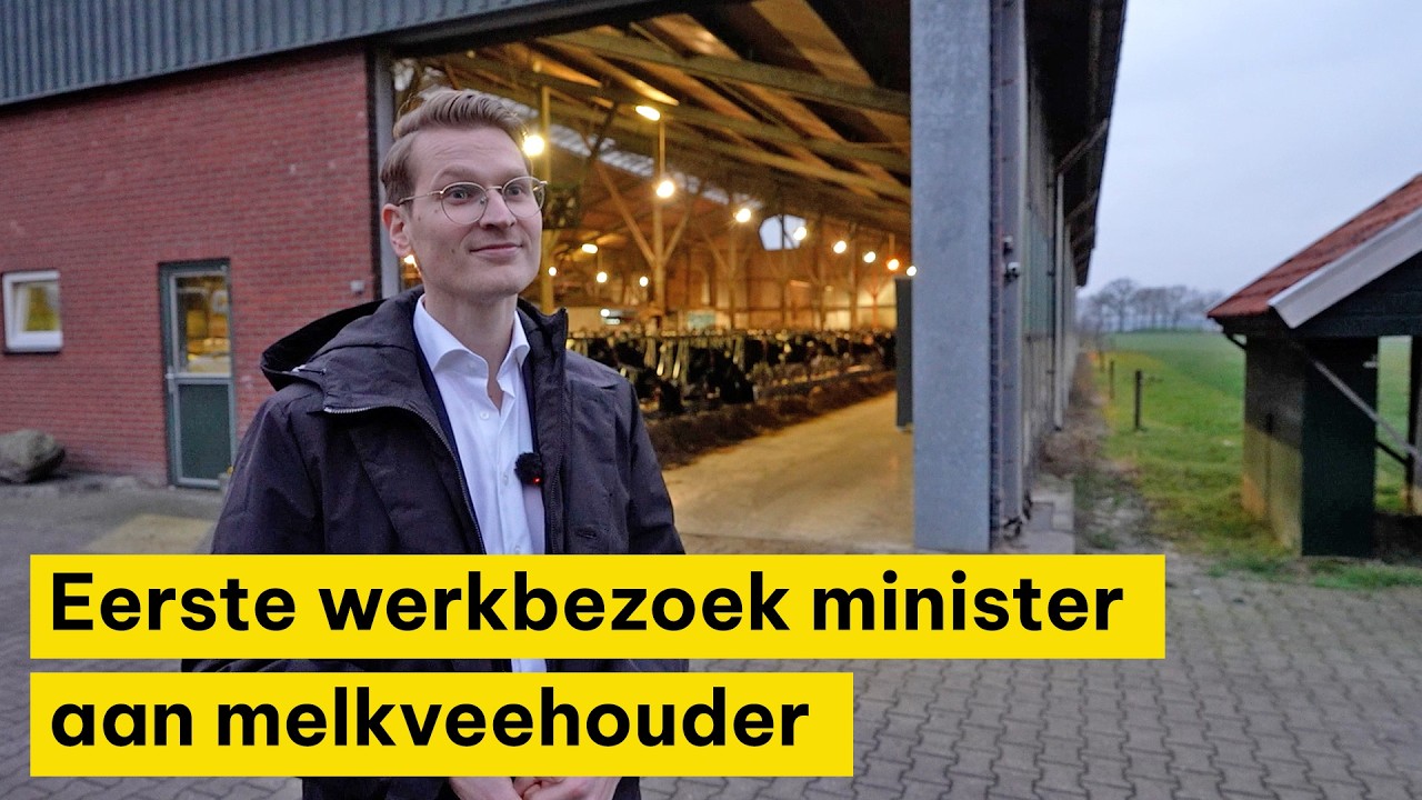 Eerste werkbezoek minister van Essen (D66) aan melkveehouder Gezino Engberts