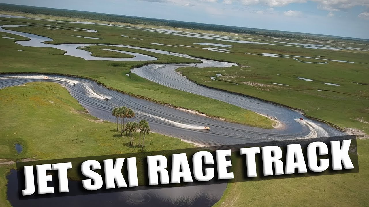 Riding Jet Skis in the St Johns River Race Track (Rope Swings)