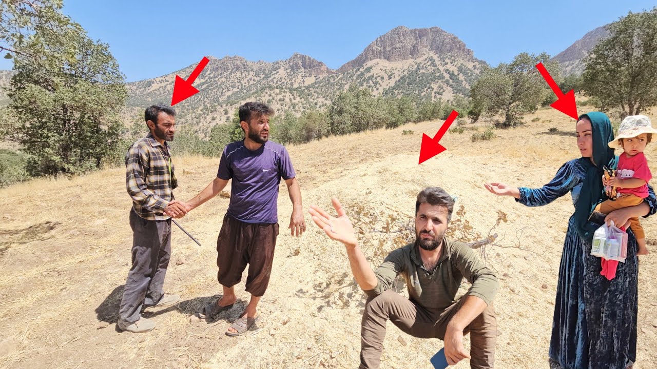 Omran'sloneliness in the mountains|Meeting an oldfriendand searchingforwinter supplies for the goats
