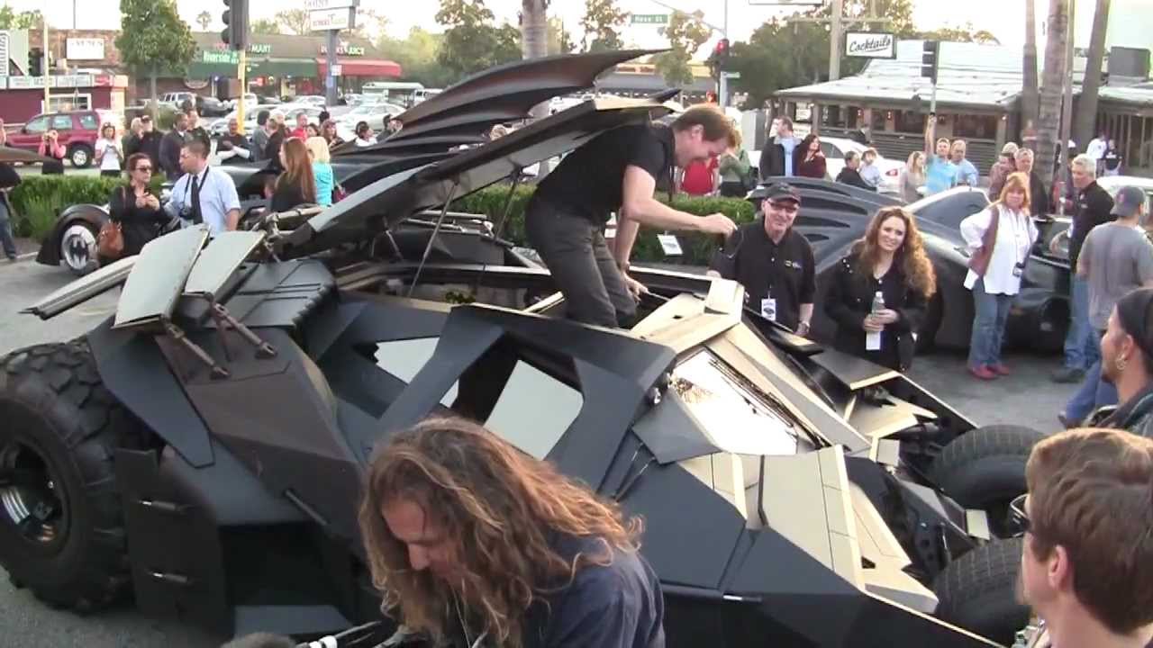 Batmobiles on Parade - Five Screen Used Batmobiles In One Location - Bob's Big Boy, Burbank