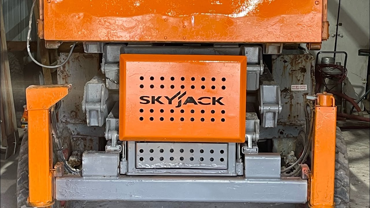Working on a Skyjack SJ8831