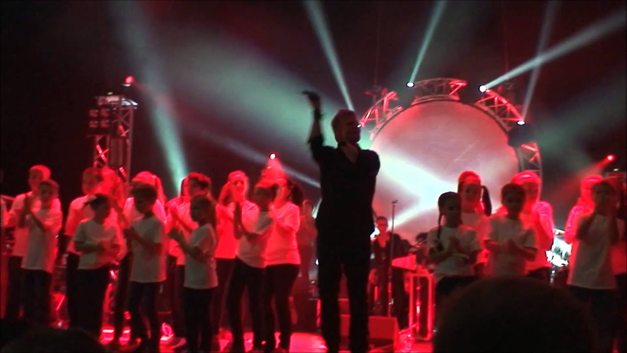Pink Floyd Show и детский ансамбль 