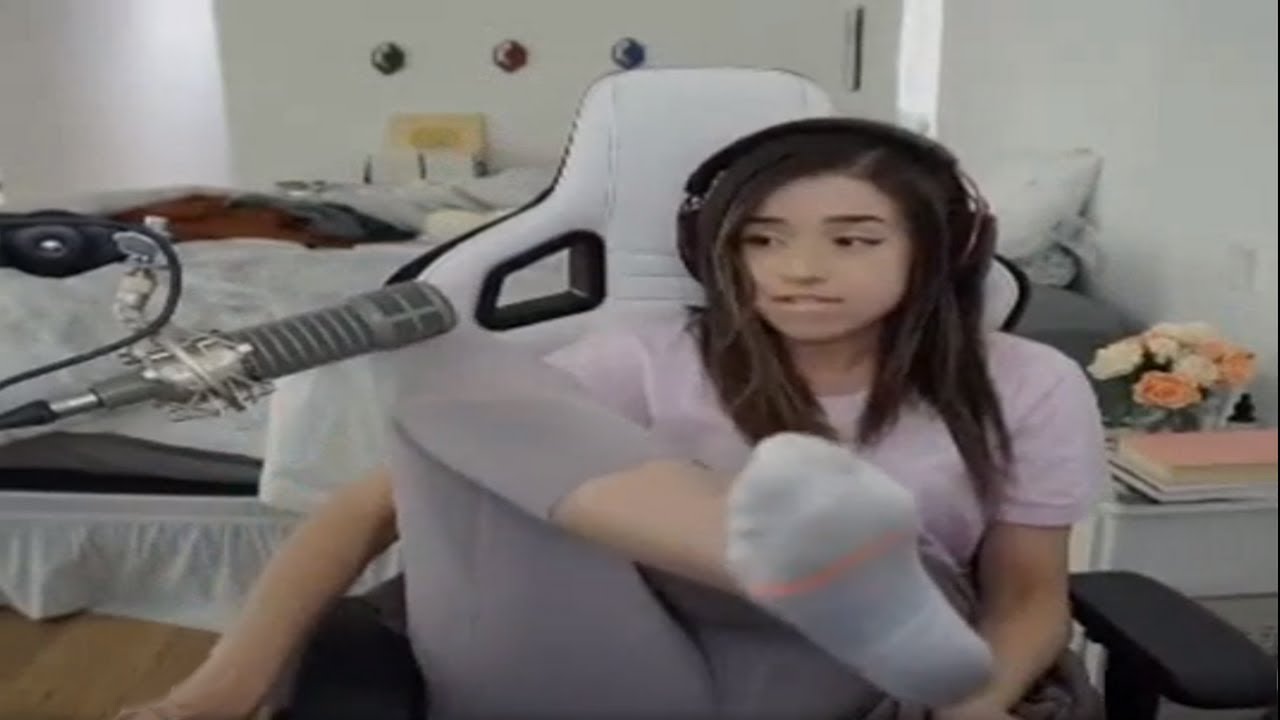 The bottom of pokimane feet