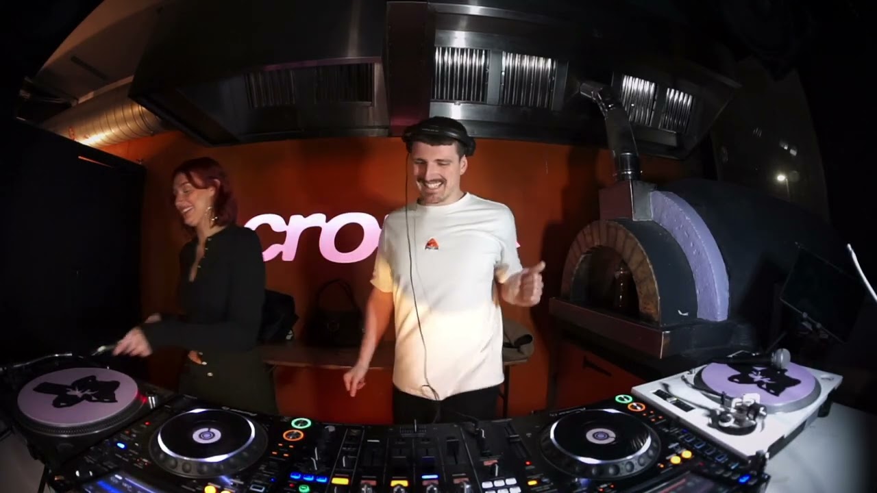Aiden Francis b2b DAISY - CROP RADIO - 06/02/26