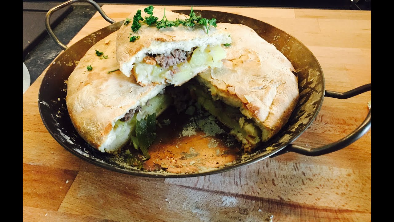 Kartoffel-Hackfleisch Kuchen^^Vom Gasgrill Landmann Triton 3 / Kartoffelkuchen