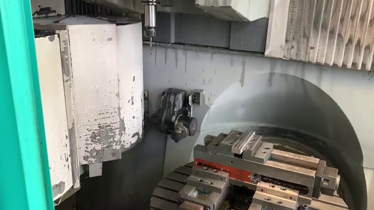 Deckel Maho DMU 70V vertical machining center