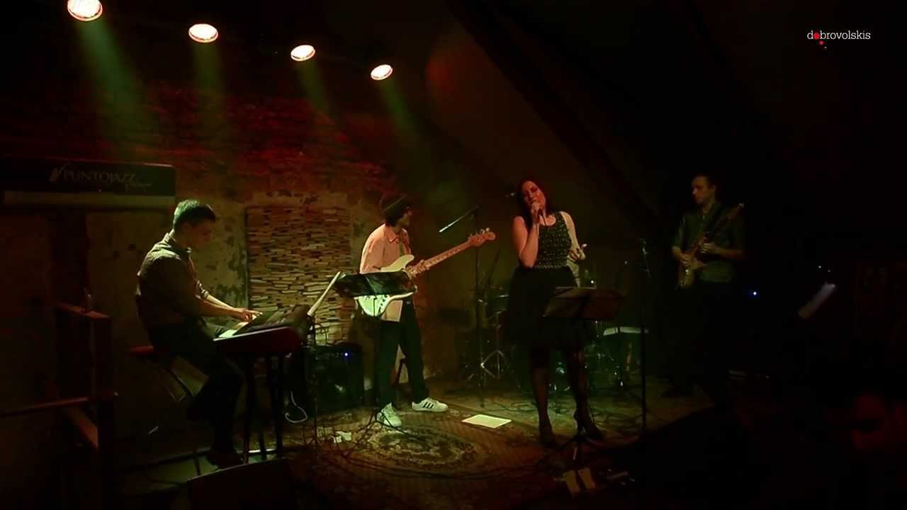 Julija Jegorova - Wake Me Up ( Avicii cover Live @ Punto Jazz Palepe)