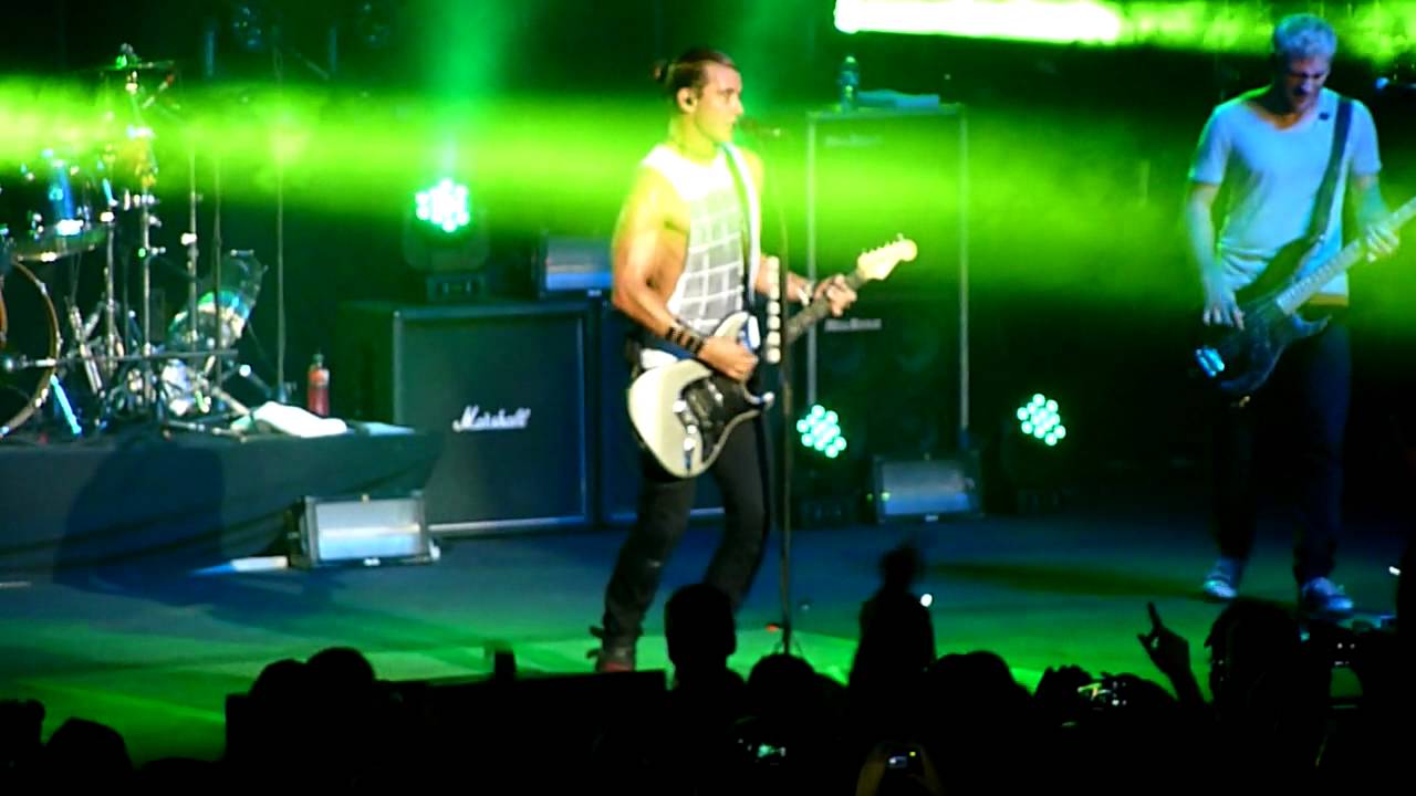 BUSH - The Chemicals Between Us [ LIVE @ Coliseu dos Recreios ]