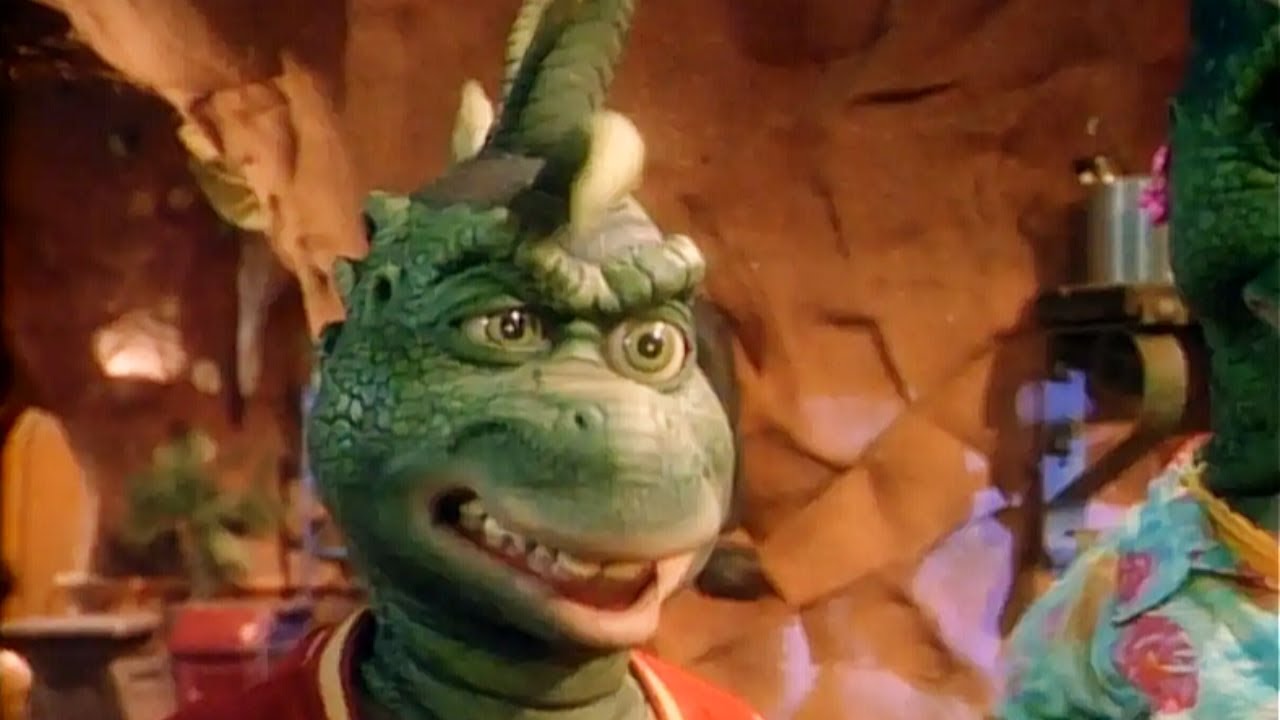 Robbie Sinclair Ataca a Earl SERIE DINOSAURIOS  CAPITULO COMPLETO