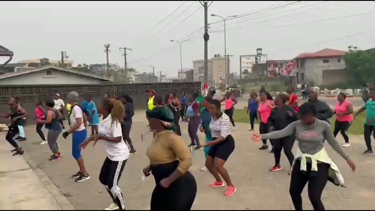 Cardio dance by coach D Kamon..💪👒✌️..