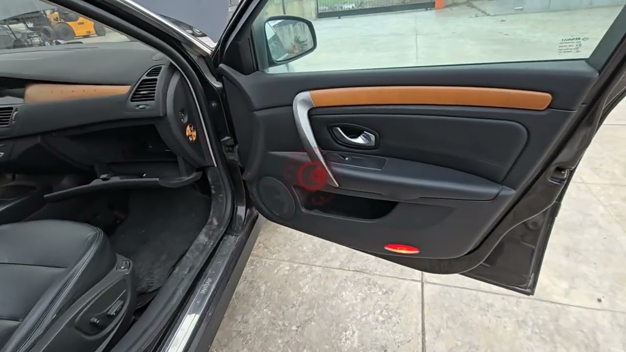 RENAULT LAGUNA