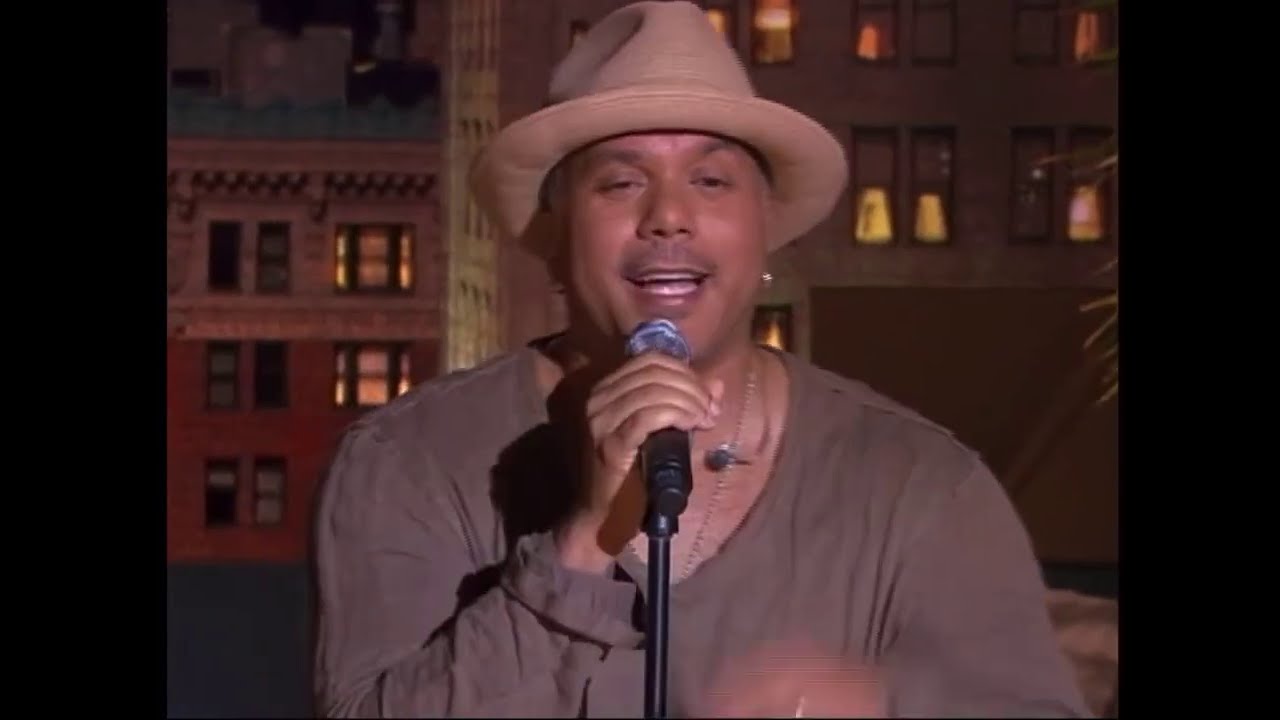 Howard Hewett Sings 