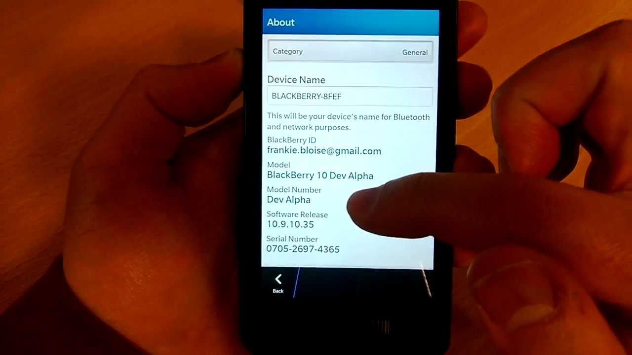 Blackberry BB10 OS review (English)