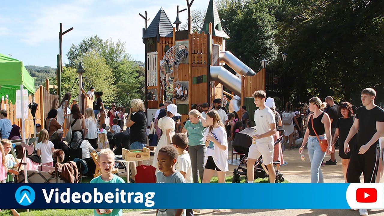 Herstellung der Polytanflächen Talpark