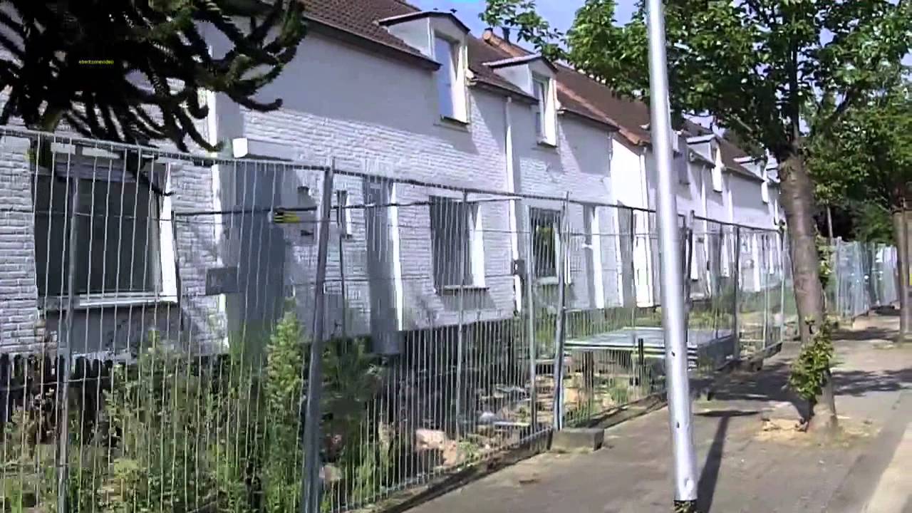 Sloop witte woningen Lotbroek Hoensbroek