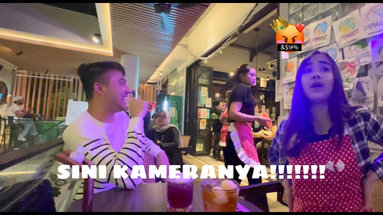 Kamera Aku Di Ambil Waiters Karen Diner's!!!!!!!