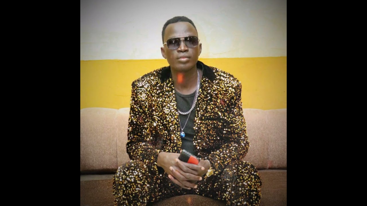 Omujwok Robert the Golden.  Padiwaad_music_jazz_band 