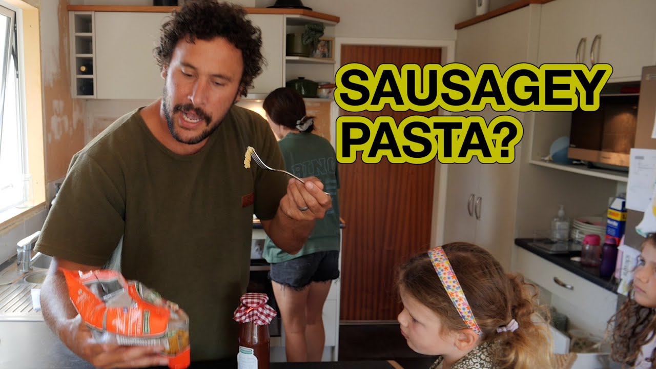 Как приготовить пасту с колбасками | Quick Feeds