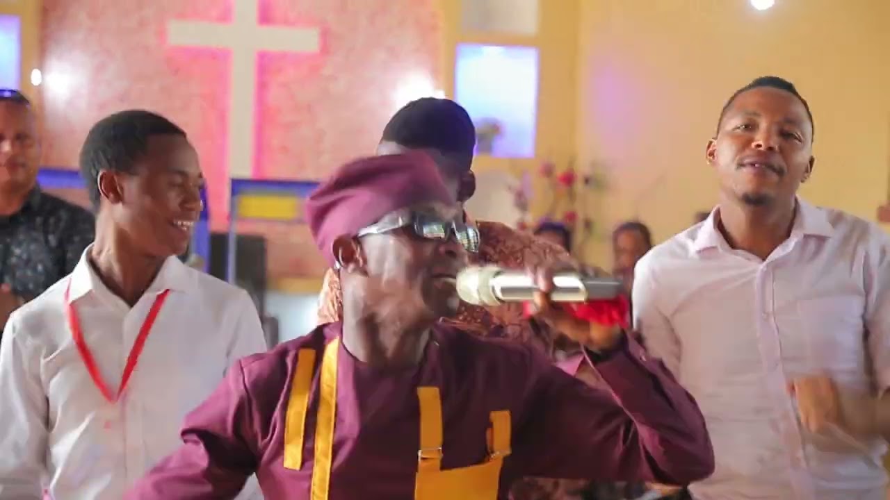 mjukuu classic akizindua album ya nyimbo za injili, tanga
