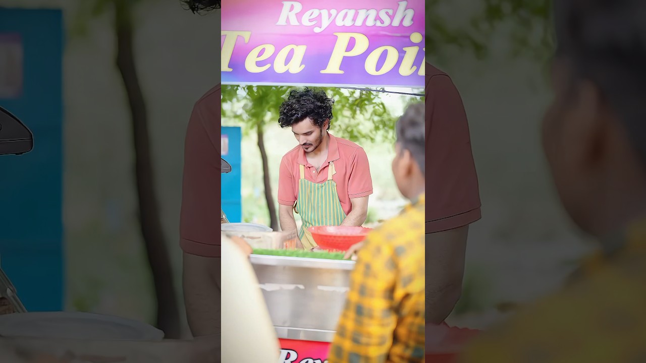 Don&rsquo;t underestimate chai wala,.😅 😂 #azmaik #reality #viral #friends #comedy #funny #azmaikshorts