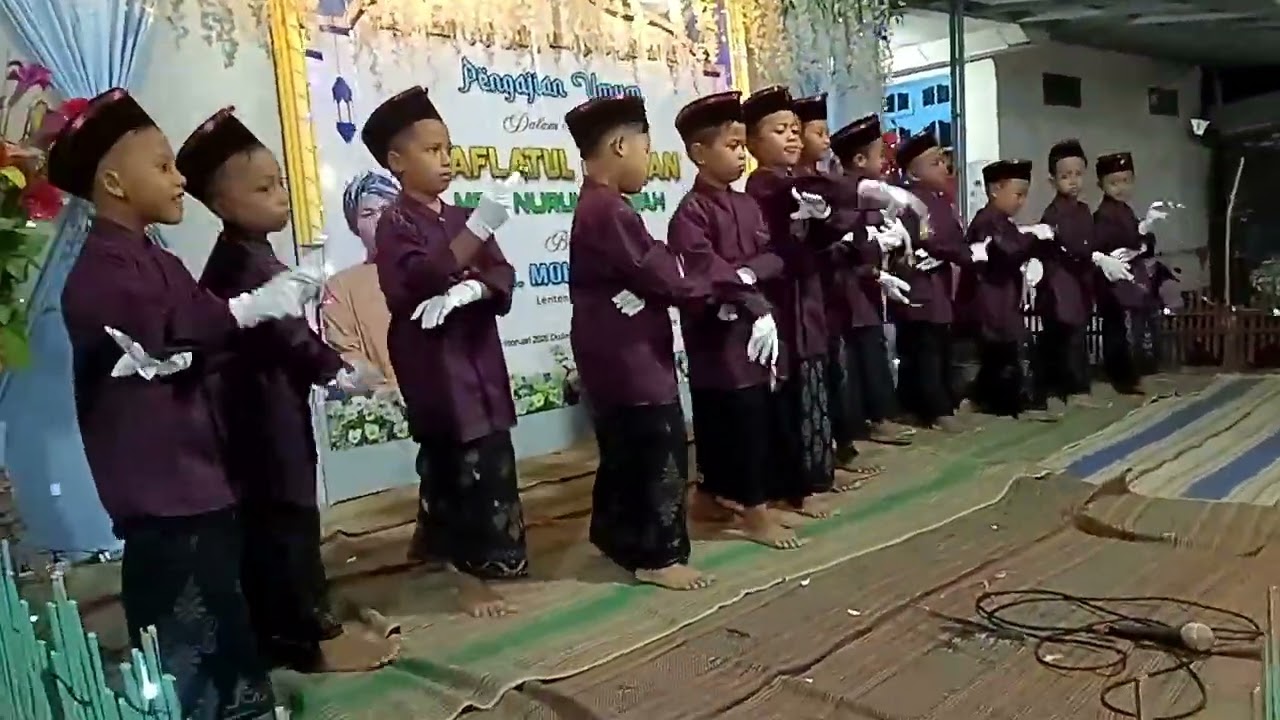 Malam puncak haflatul imtihan #madrasahnurulhidayah  penampilan hadrah&tari sa'ir islami putra&putri