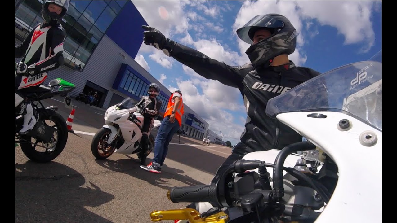 Circuit Dijon Prenois #1 R1 Crossplane & CO