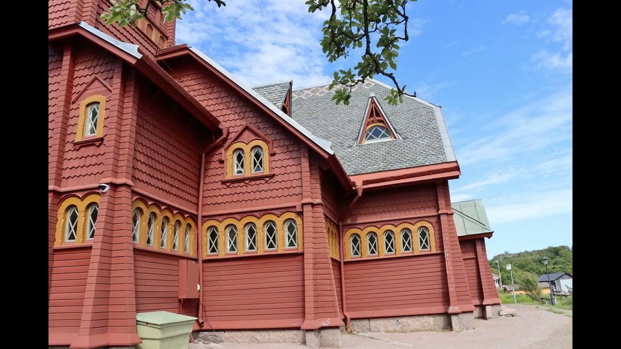 Hälleviksstrands Kyrka, Die Kirche von Hälleviksstrand, Västra Götaland, Schweden