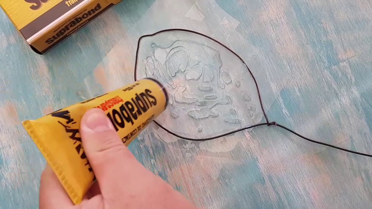 Martín Muñoz - Lámpara de pétalos efecto cristal