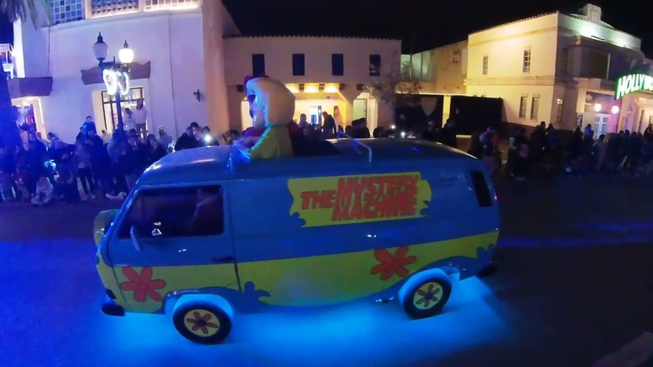 Christmas Parade Finale - Parque Warner Madrid
