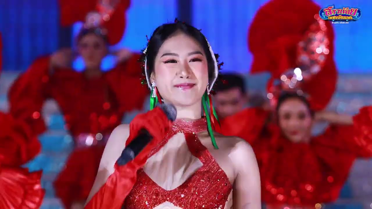 กุหลาบ อาหมวยหญิงหญิง เพชรบ้านแพง