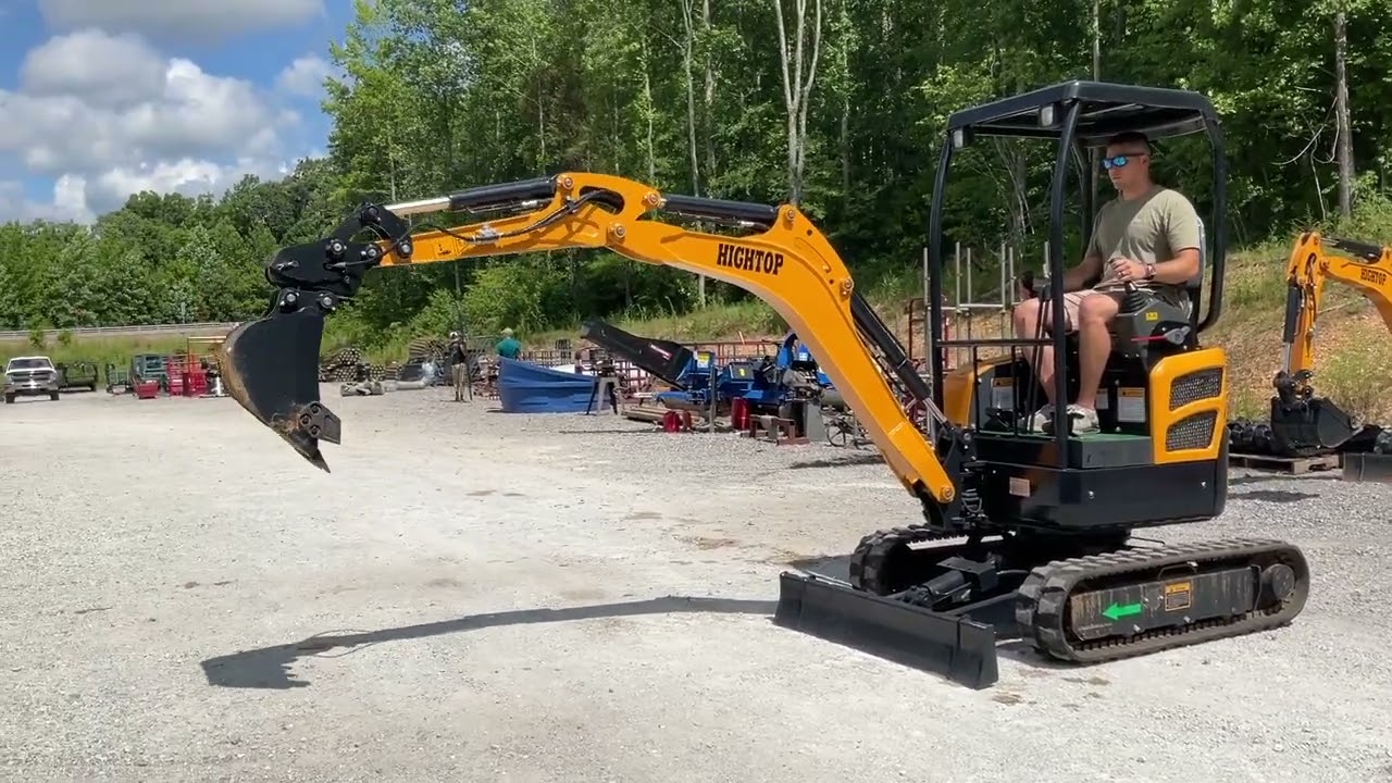 Hightop HT20 Excavator ~ Lot 1