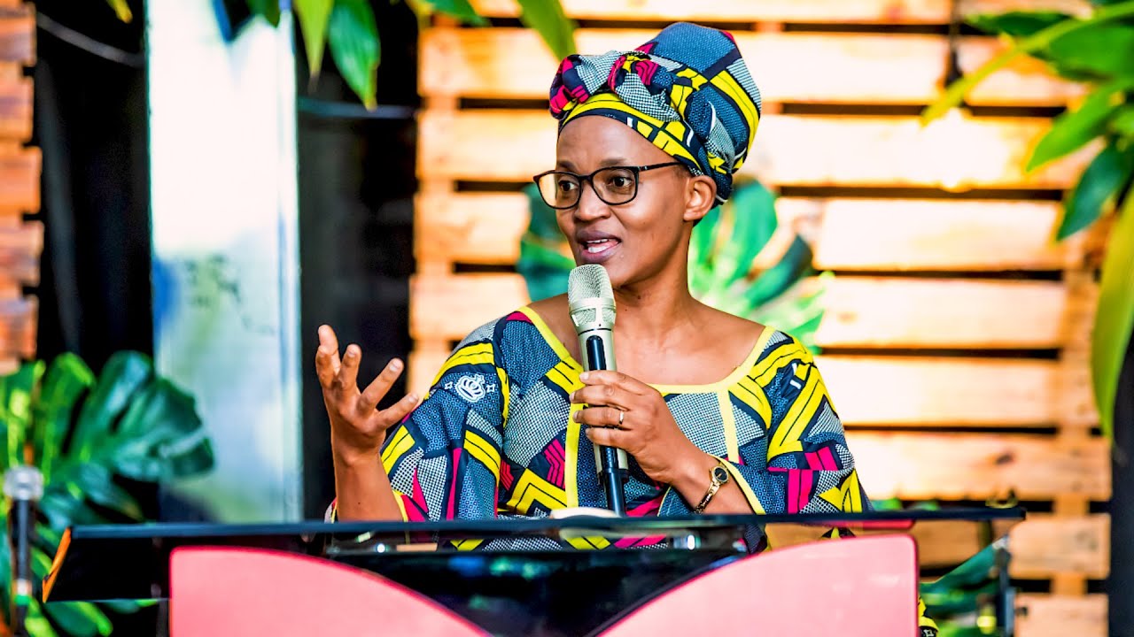 EV. Esther😭😭 ubuhamya Bwagusubizamo ibyiringiro na nyuma ya zero Imana yacu irakora /Yesu arabaruta👌