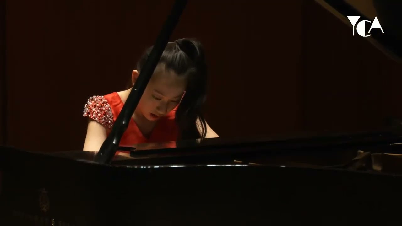 Harmony Zhu, pianist | Carter: Caténaires