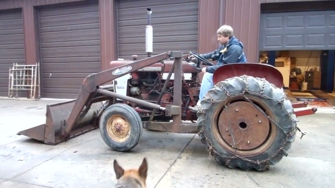 🚜 International 340 Utility Tractor w/ Loader &ndash; Workhorse Power! 💪🔥