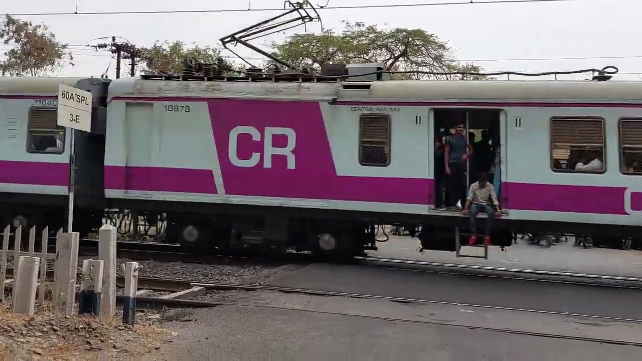 Pune Lonavala Local At Kasarwadi Line Crossing..
