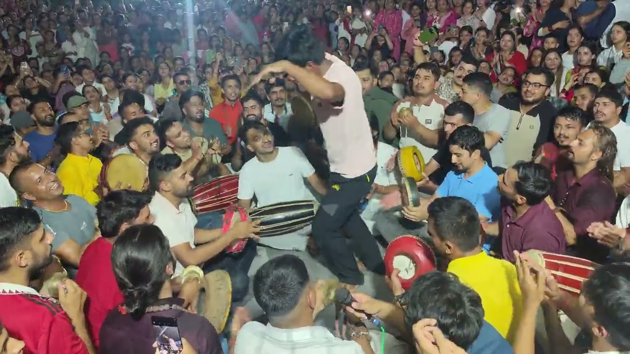 MRR भजनमा हनुमान लागेर हेर्नुस त छुटाउनै गार्‍हो भयो हेर्नुस् त 🙏👍️🙏👏👏👏
