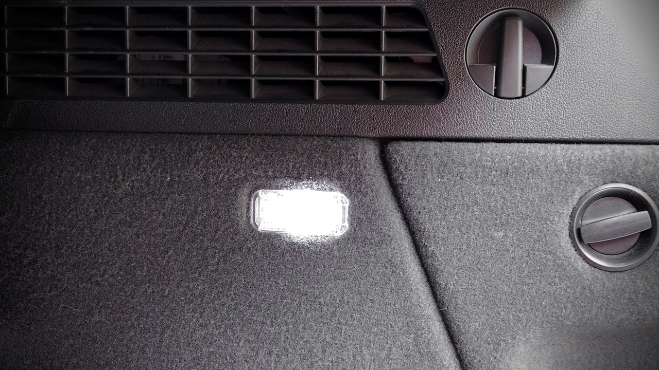 Audi Q3 (8U) trunk light upgrade with white T10 LEDs