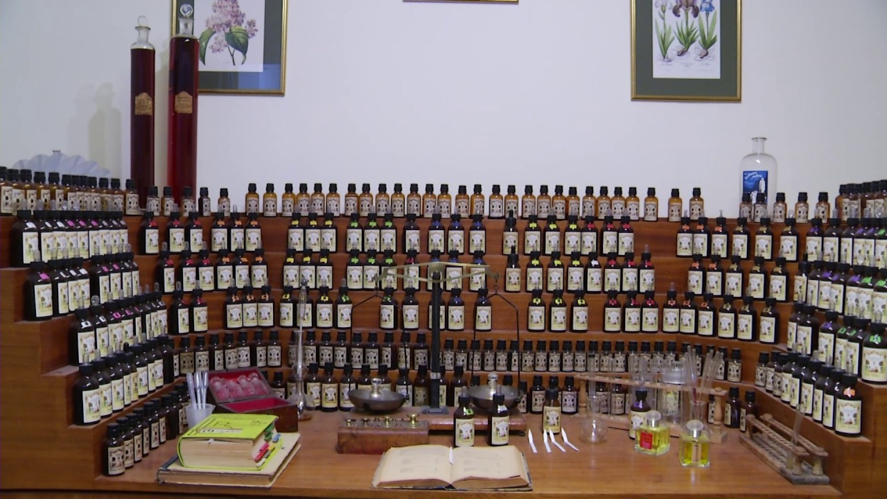 [REDACTEUR] Les secrets de fabrication d'un parfum