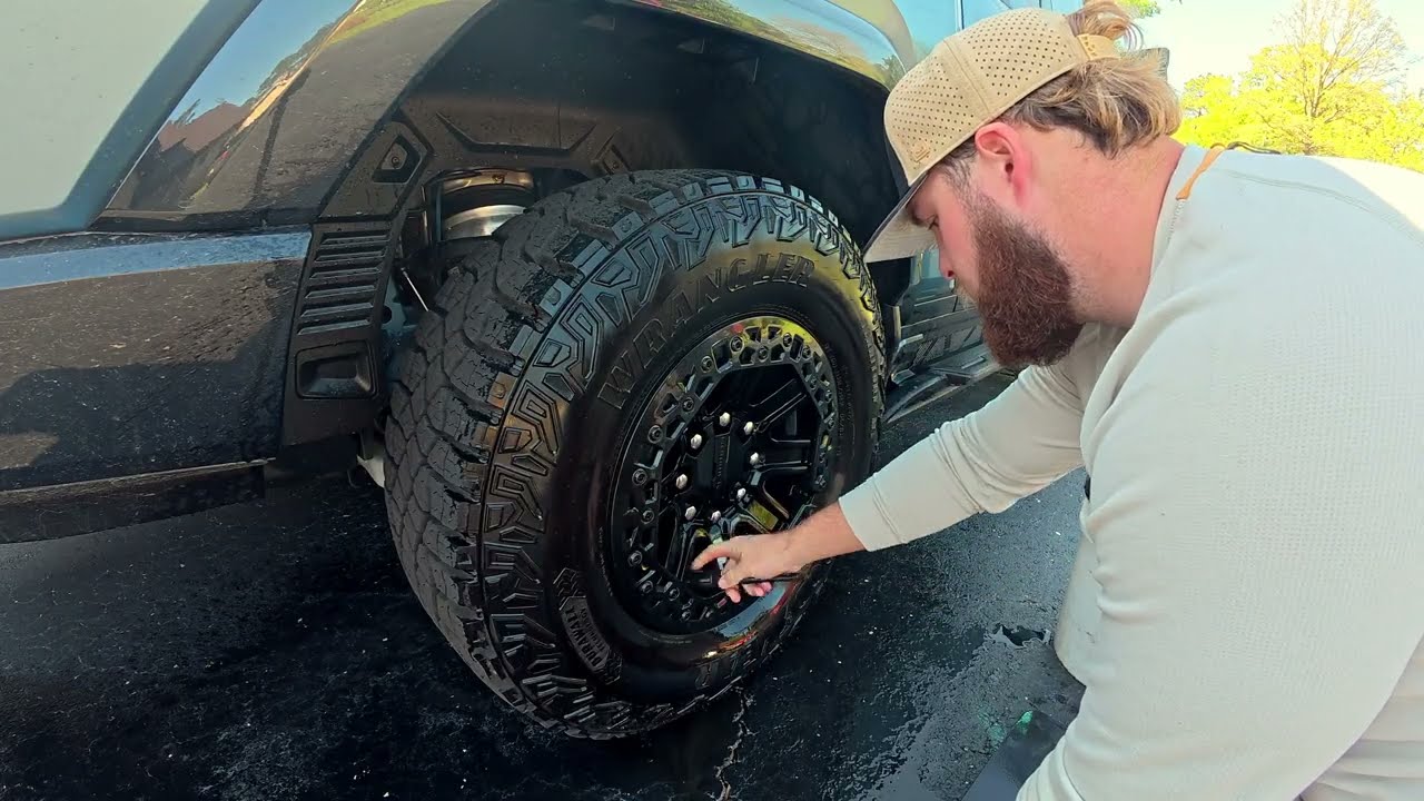 19 minutes of detailing satisfaction | wash on hummer EV (no music)