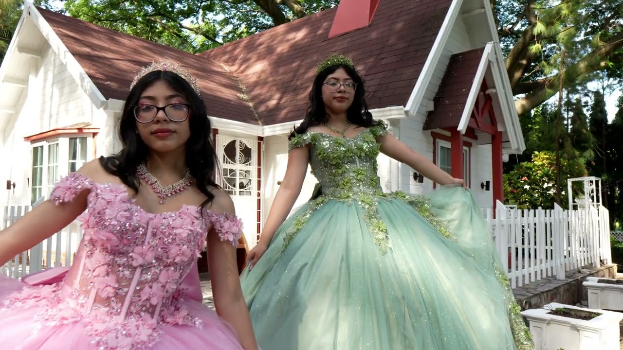 Dos princesas, un mismo sueño… ¡Sus 15 años!