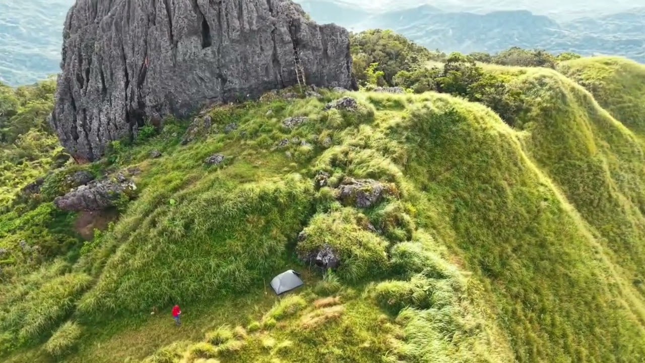 Solo Hike at Mount Napulak | New Year’s Eve Fireworks Overview (Dec 31, 2025)