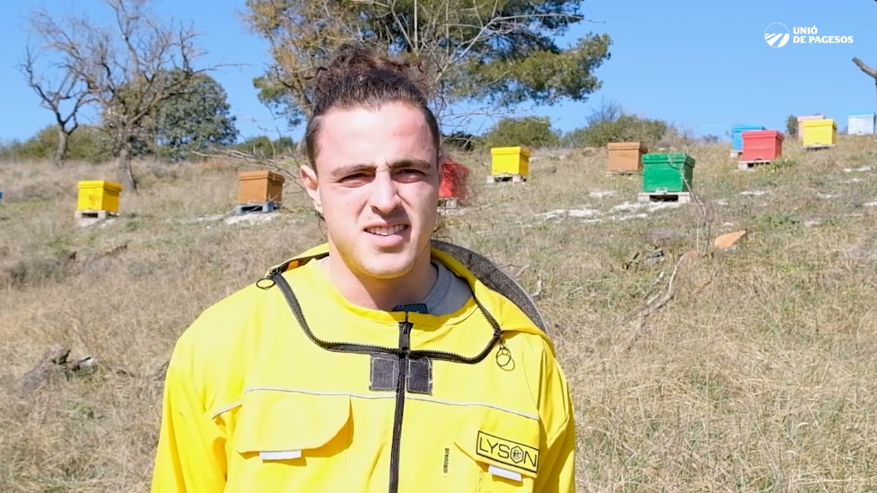 INICIATIVA. Una família d'apicultors de la Segarra diversifica per combatre el preu baix de la mel